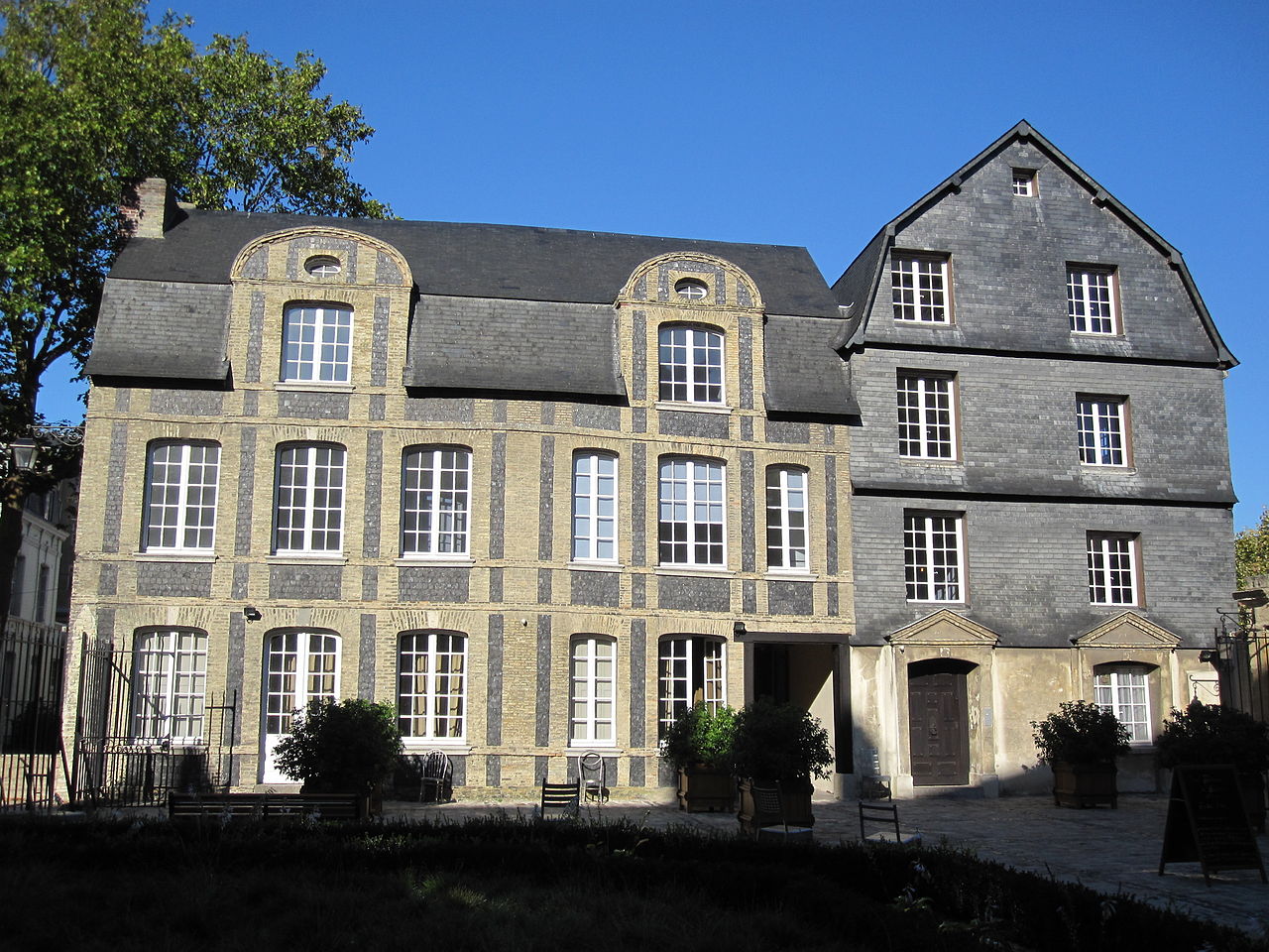 Museum Hotel Dubocage Belville of Le Havre