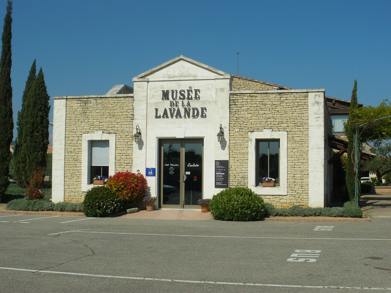 Lavender Museum Luberon of Avignon